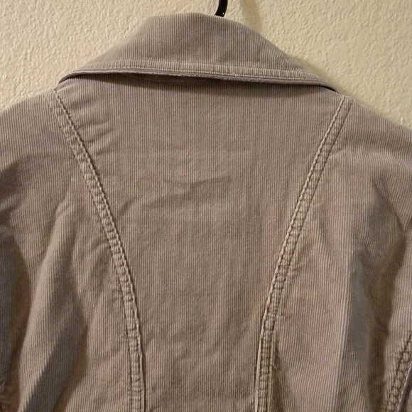 White House Black Market Light Gray Blazer - Picture 7 of 9